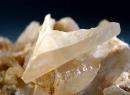 Cerusite - cristaux maclés en fer de lance - Broken Hill - Australie